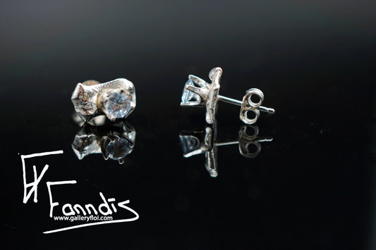 925 Silfur pinna eyrnalokkar með Zirkonia / 925 Silver stud earrings with Zirkonia