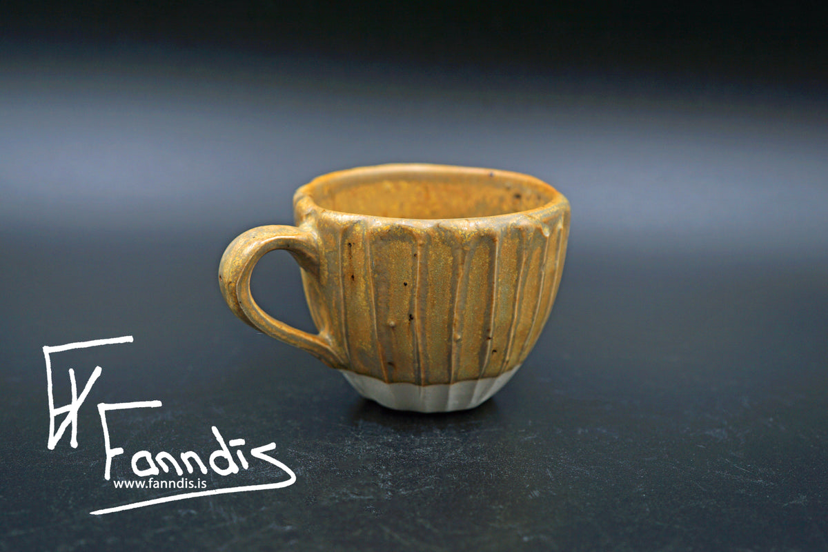 Expresso bolli með hrauni / Expresso cup with lava (50 ml)