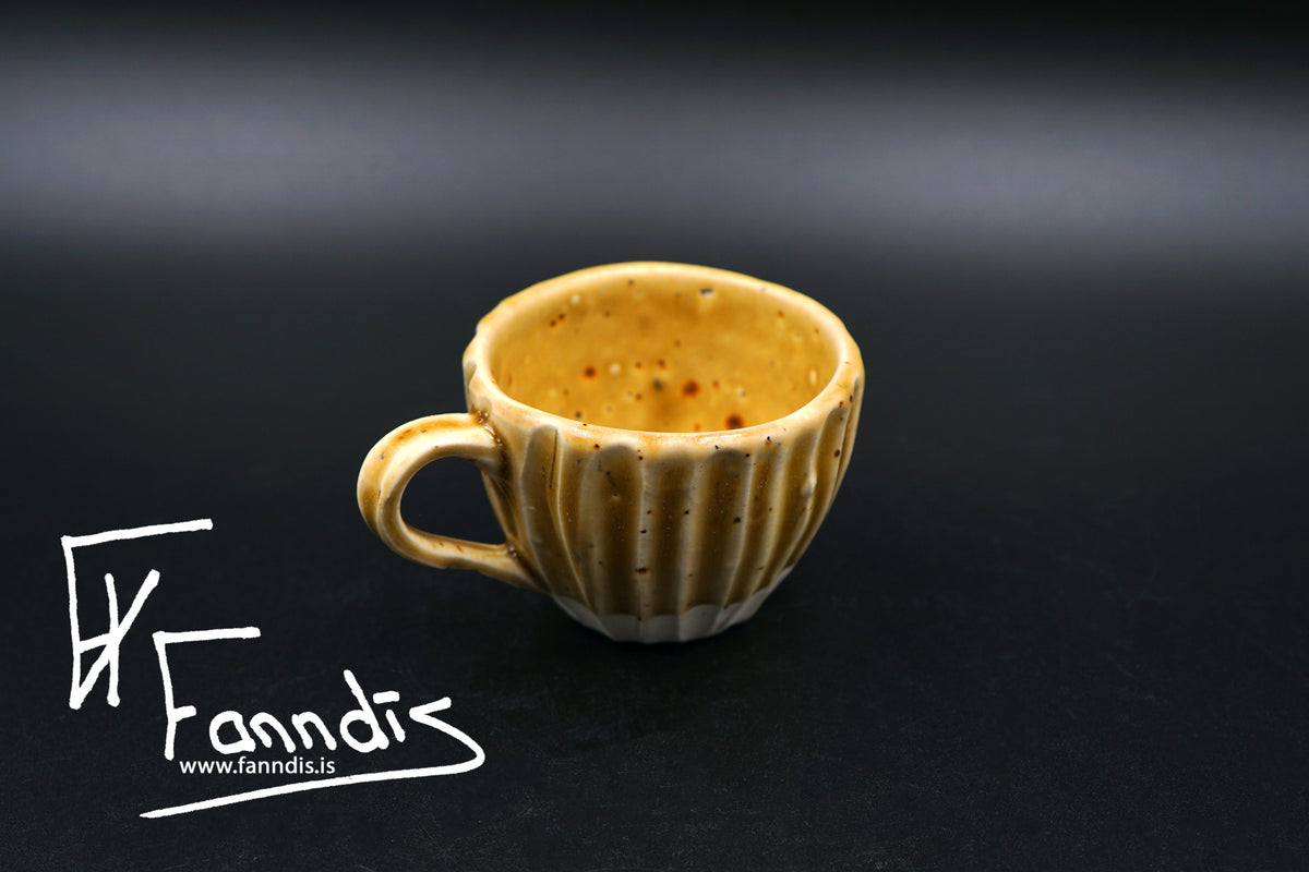 Expresso bolli með hrauni / Expresso cup with lava (50 ml)