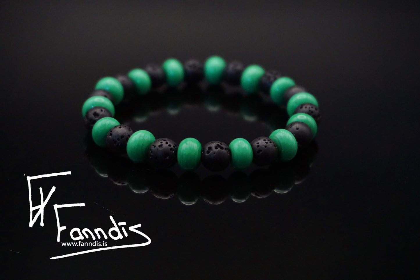 Glerperlu og hraun armband (Ógegnsætt) / Glass bead and lava bracelet (Opag)