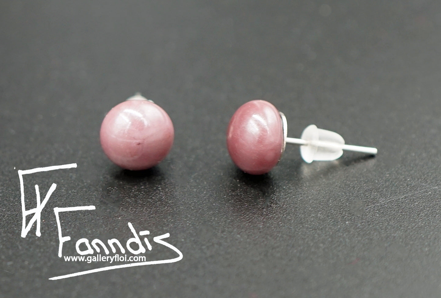 Einstök pinna eyrnalokkar Fjólublár / Unique stud earrings Purple