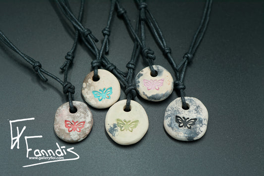 Fiðrilda hálsmen / Butterfly necklace