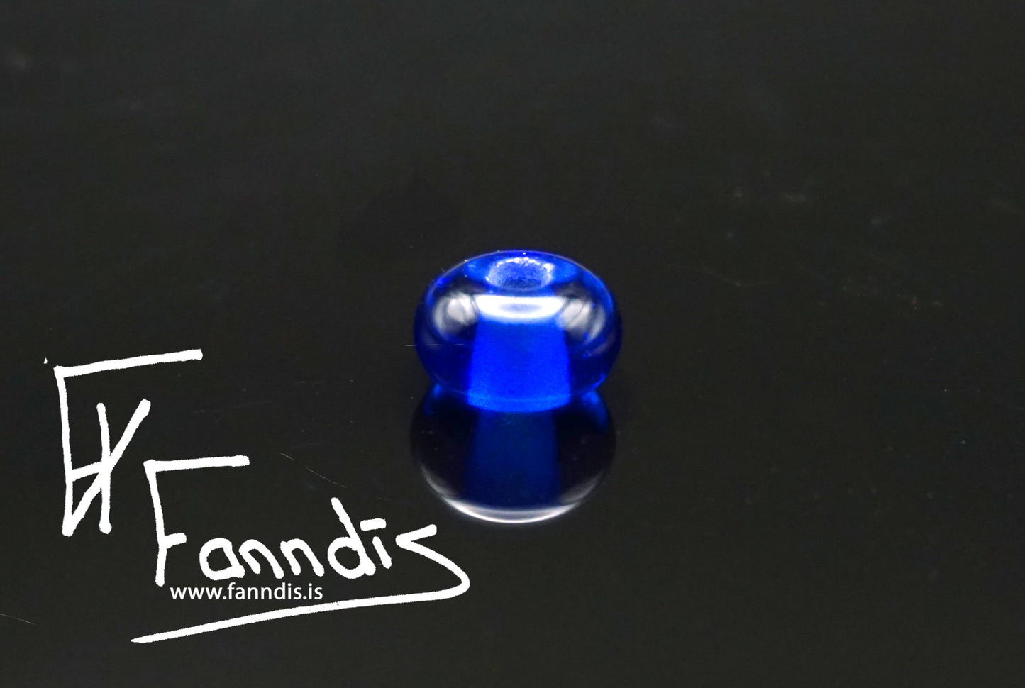 Víkinga glerperlur í gegnsæum lita tónum / Viking glass beads in transparent colors