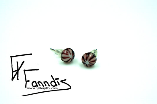 Einstök pinna eyrnalokkar lína mið fjólublár / Unique stud earrings line mid purple