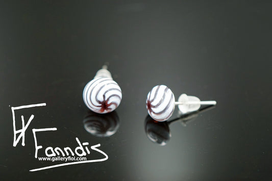 Einstök pinna eyrnalokkar twist mið fjólublár / Unique stud earrings twist mid purple