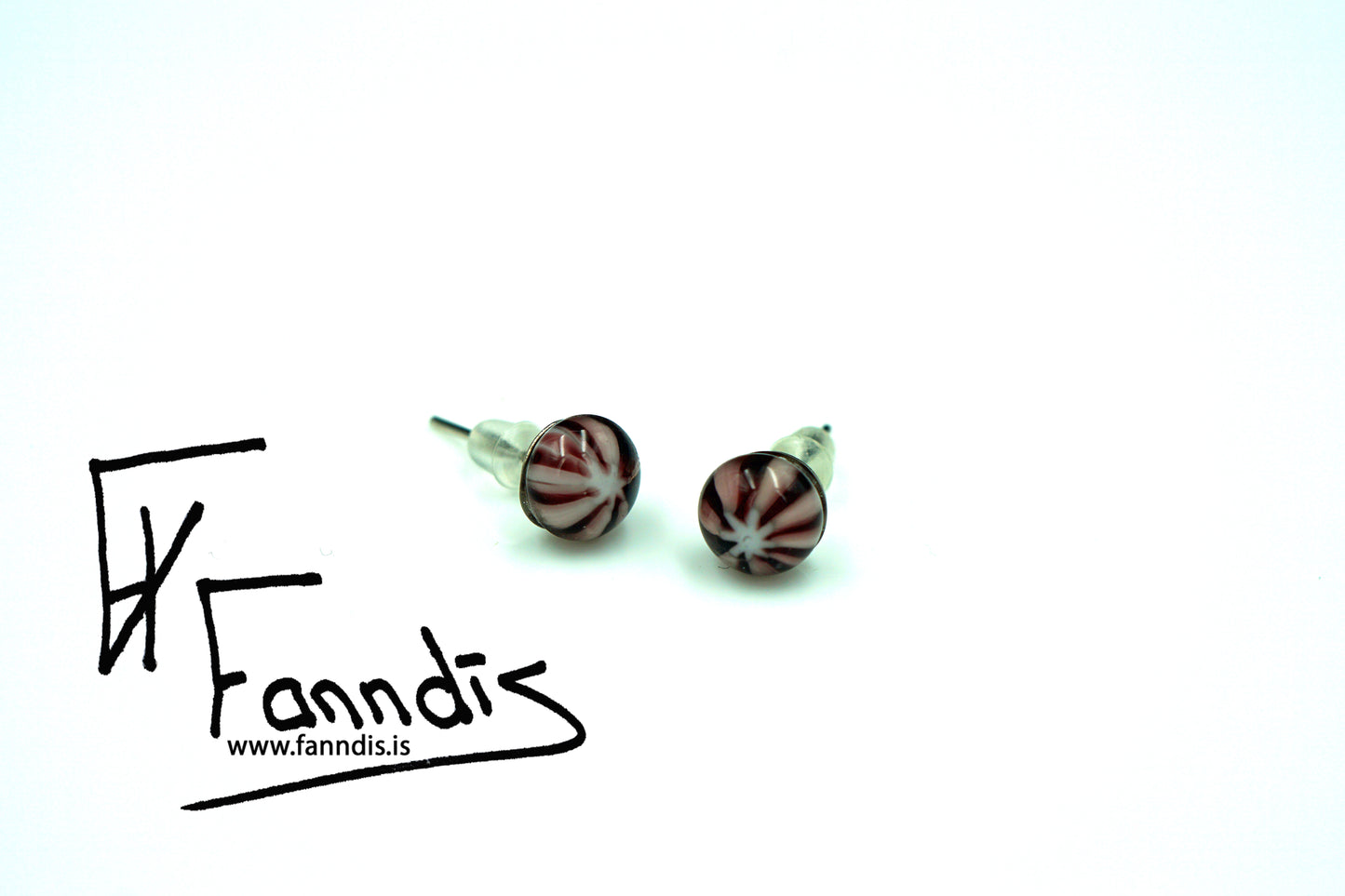 Gler pinna eyrnalokkar / Glass stud earrings