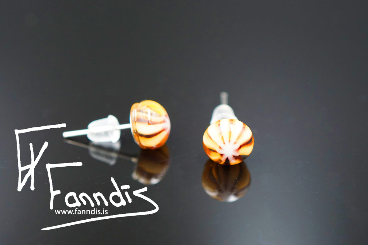 Gler pinna eyrnalokkar / Glass stud earrings