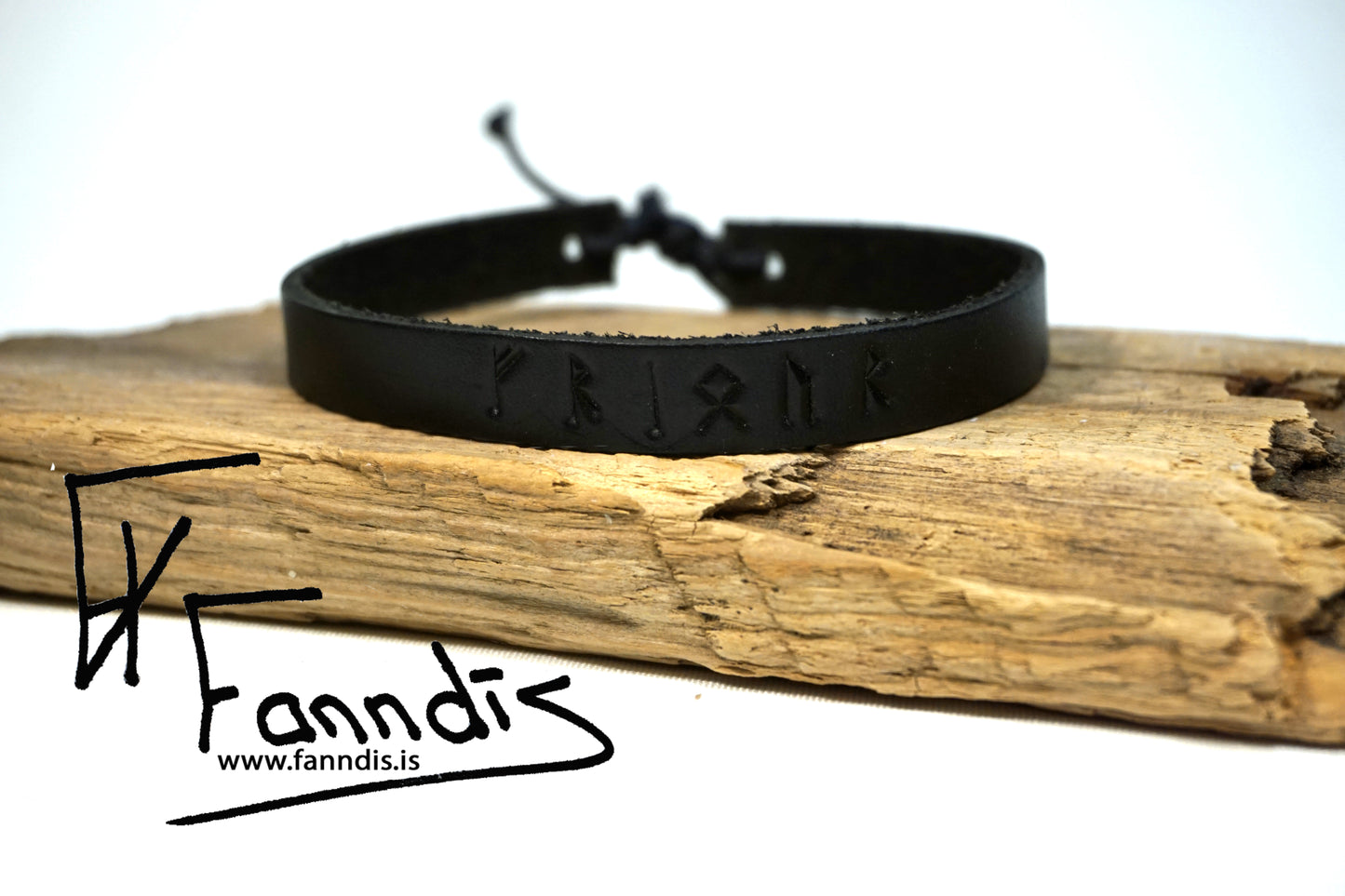Leður armband með Víkinga rúnum / Leather bracelet with Viking runes