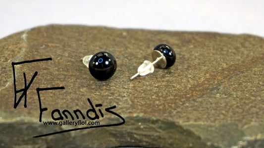 Einstök pinna eyrnalokkar Blek Blár / Unique stud earrings Ink Blue