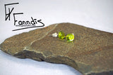 Einstök pinna eyrnalokkar Ljós Grænn / Unique stud earrings Light Green