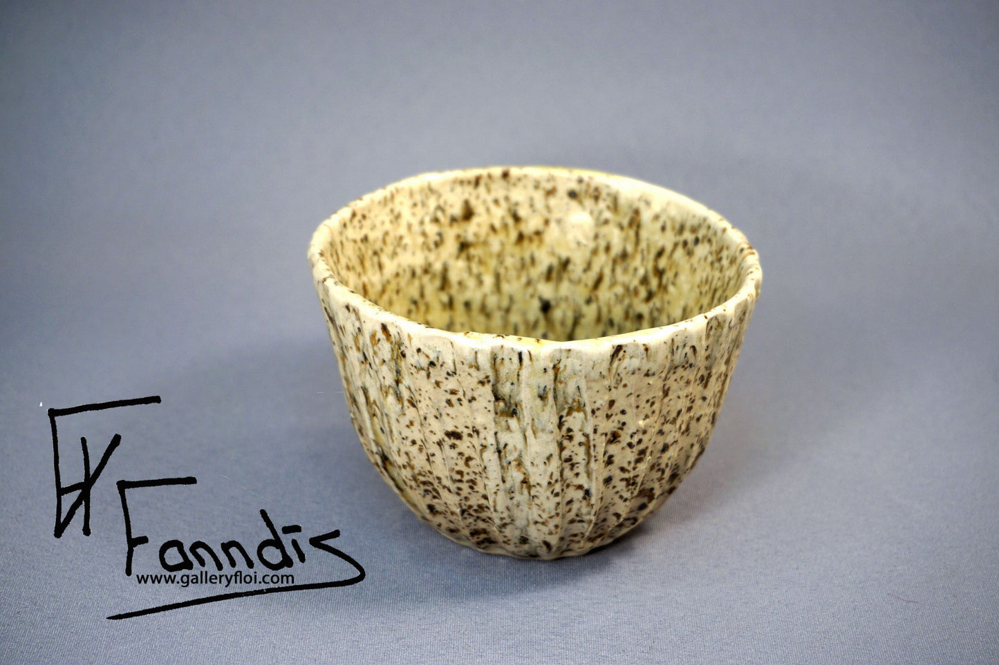 Flói skál með sandi úr Hvítá / Flói bowl with sand from glacier river Hvítá (350 ml)í