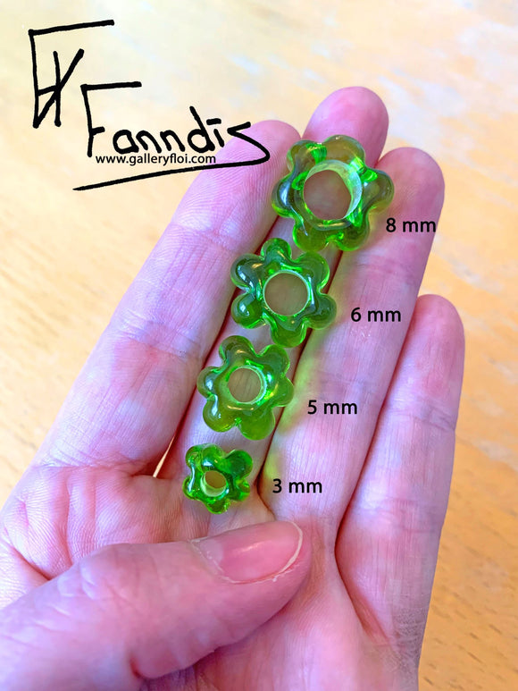 Víkinga glerperlu hárskraut Gras grænt / Viking glass bead hair accessories Grass green