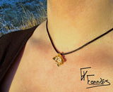 Blóm messing með rósakvars glerperlu / Flower brass with a rose quartz glass bead